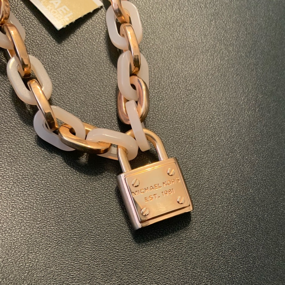 Michael Kors Bracelet - Picture 2 of 4